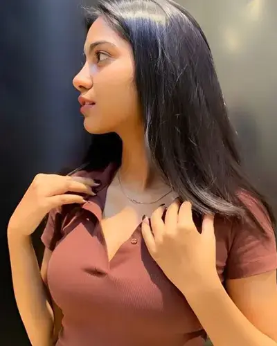 Escorts In Fort Area